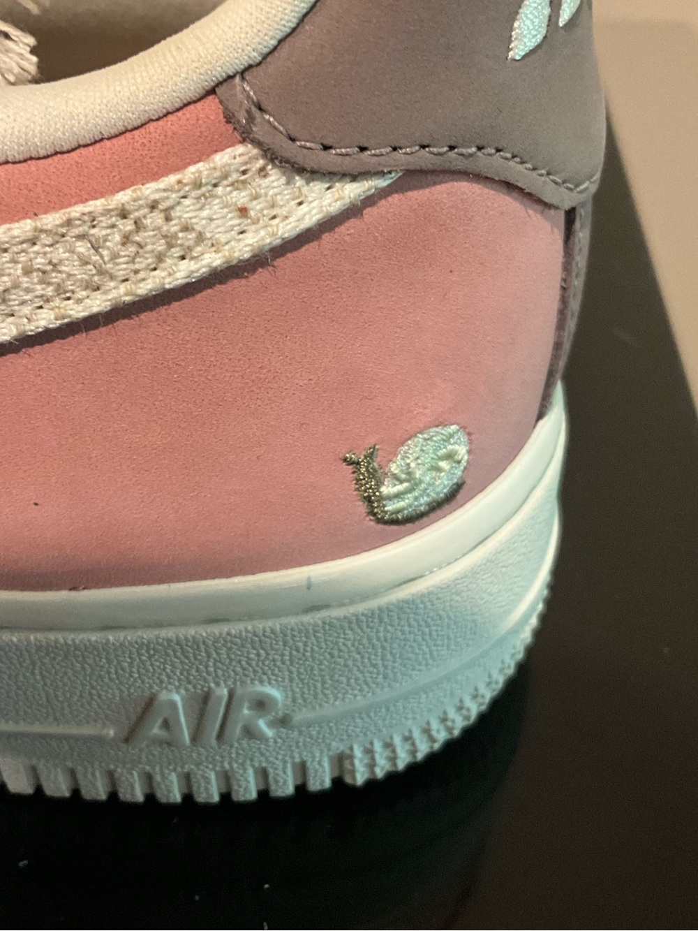 Nike Air Pink and White Low-Top Sneakers with Tassel Laces Size 9 - Picture 8 of 12